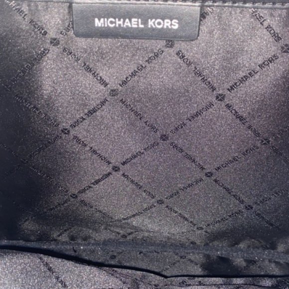 Michael Kors - Reflective Backpack - RARE FIND! - Picture 9 of 10